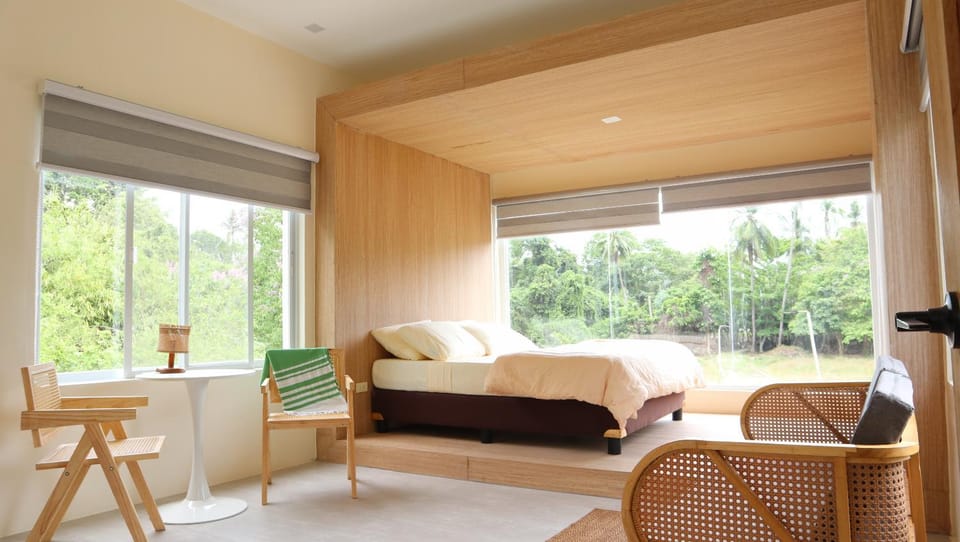 Bed, View (from property/room), Living room, Photo of the whole room, Seating area, Bedroom, Garden view, internet, air conditioner