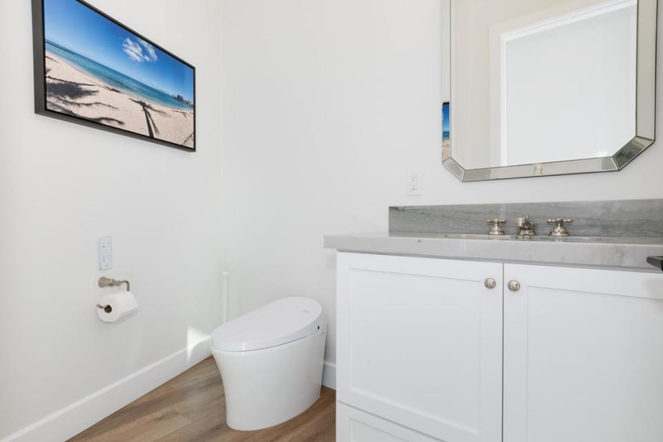 Toilet, Bathroom