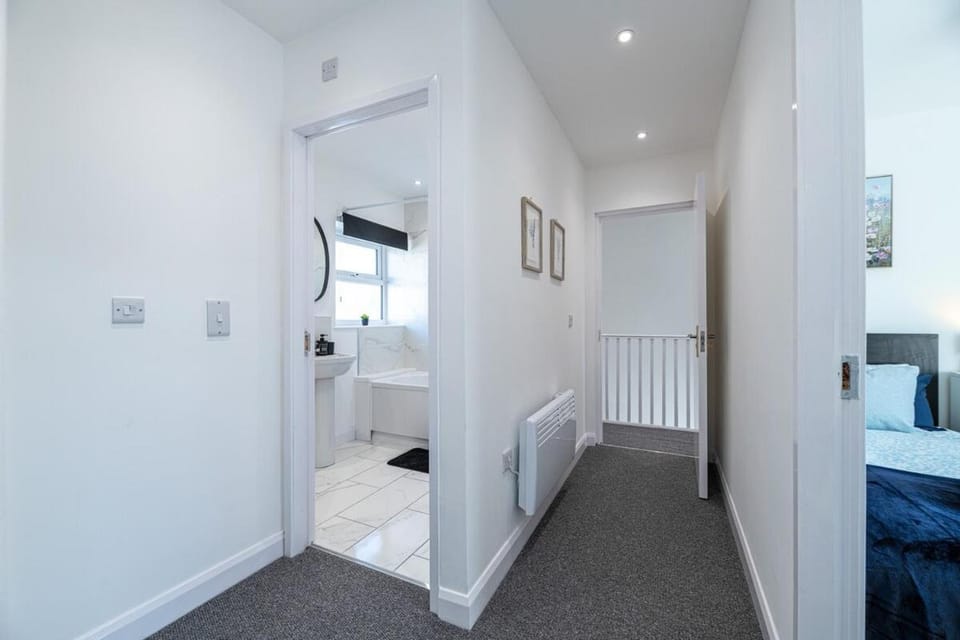 Bathroom, Bath