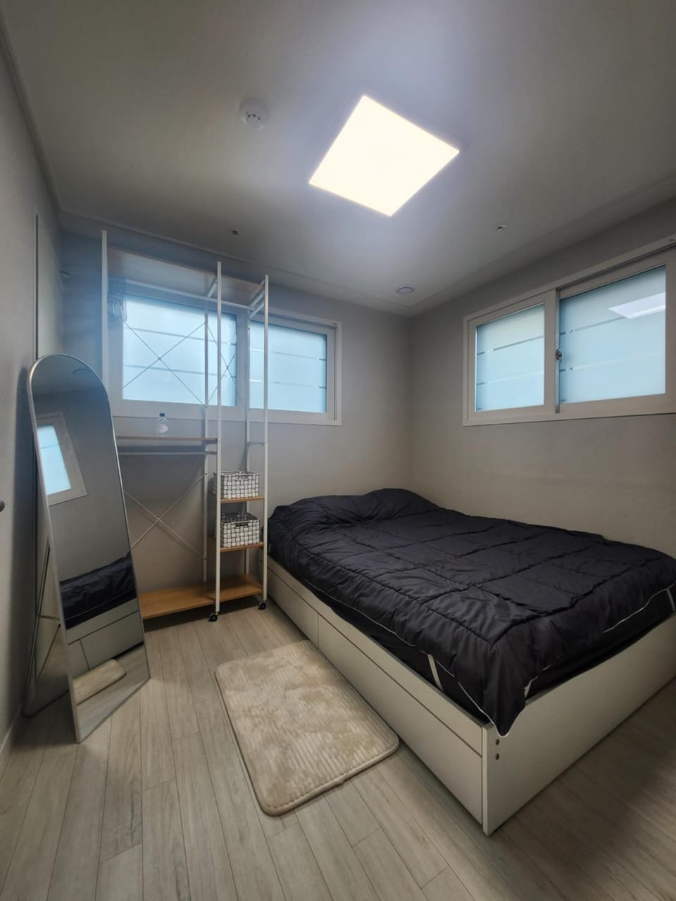 Yeongdeungpo-gu Office Station Line 2 and Line 5 5 minutes away two-bedroom Apartment in Seoul