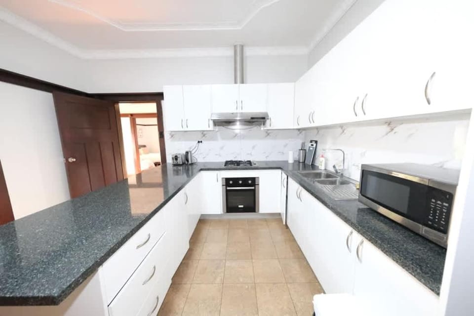 Sydney concord 6 Bedroom 4 bathroom house House in Sydney