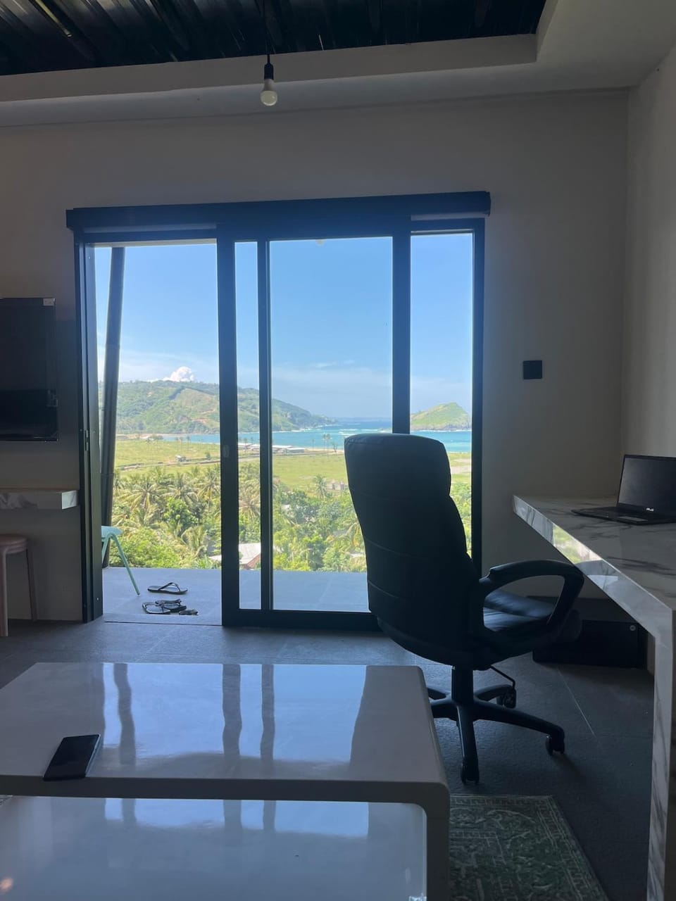Living room, Sea view