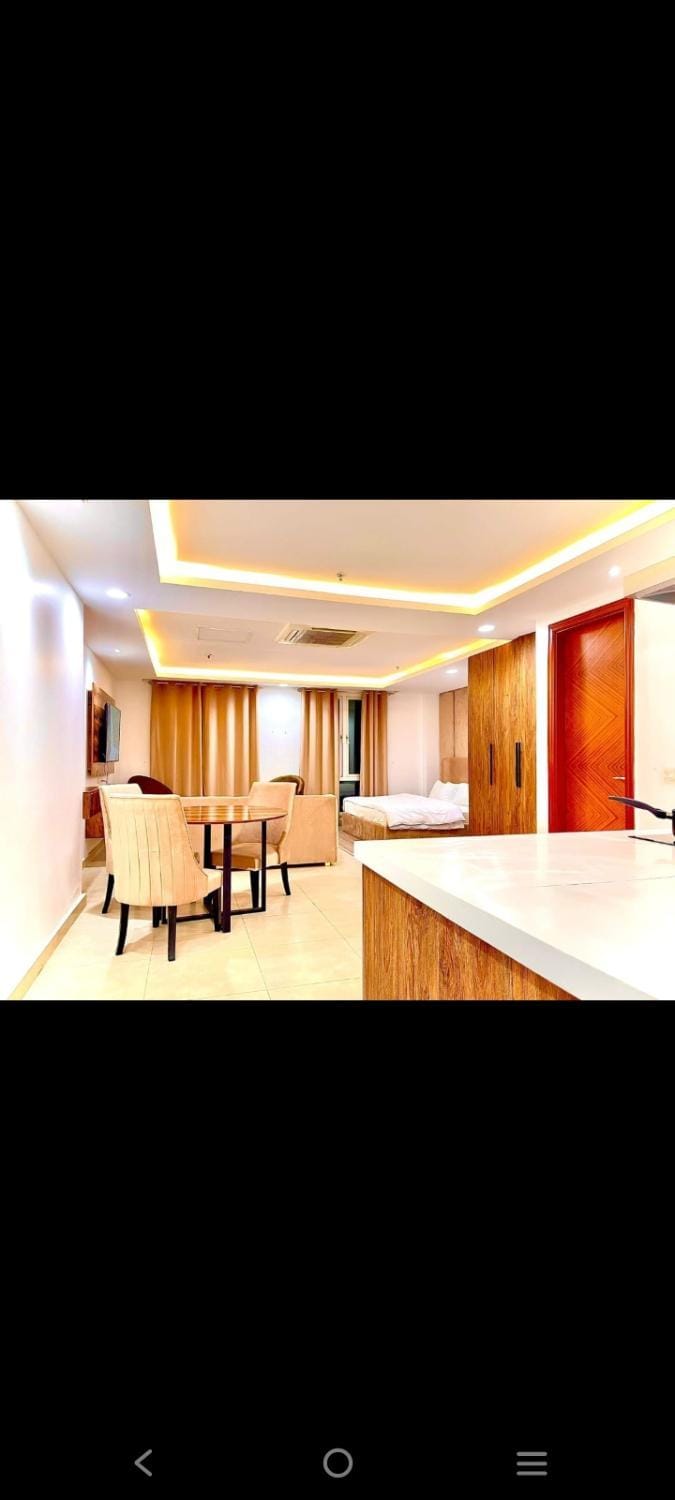 Goldcrest Alfatah Mall Apartment in Lahore