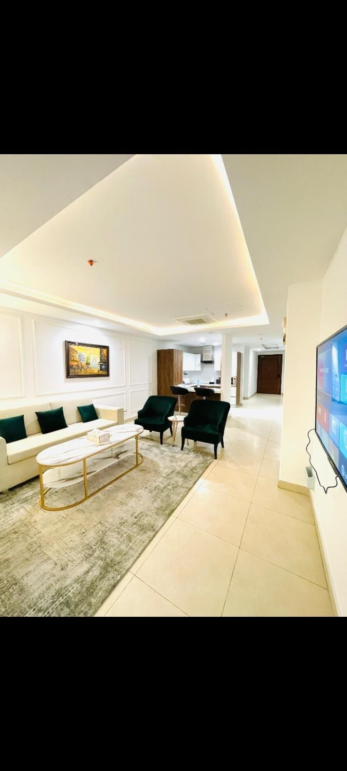 Goldcrest Alfatah Mall Apartment in Lahore