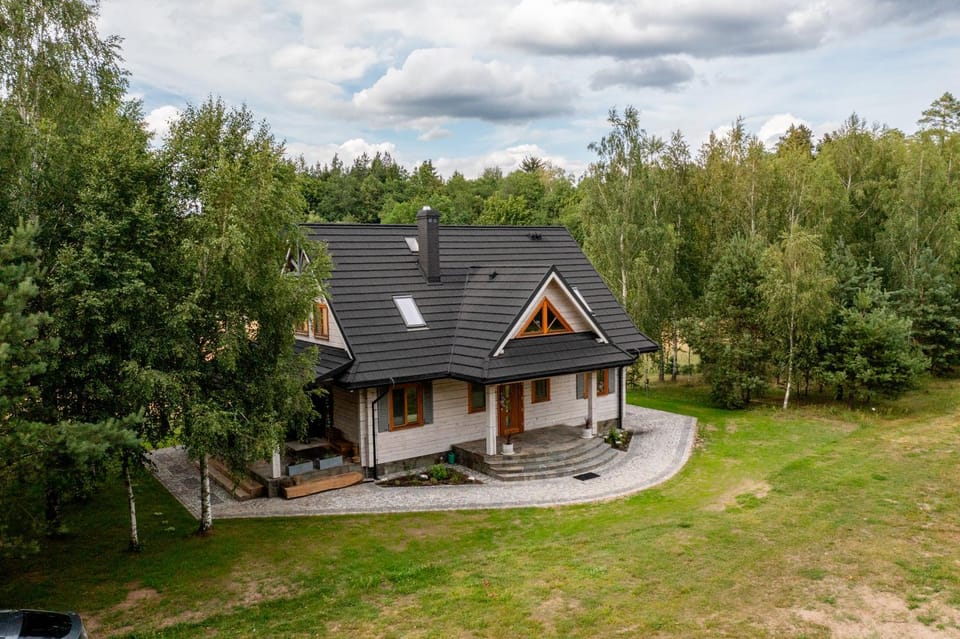 Property building, Day, Natural landscape