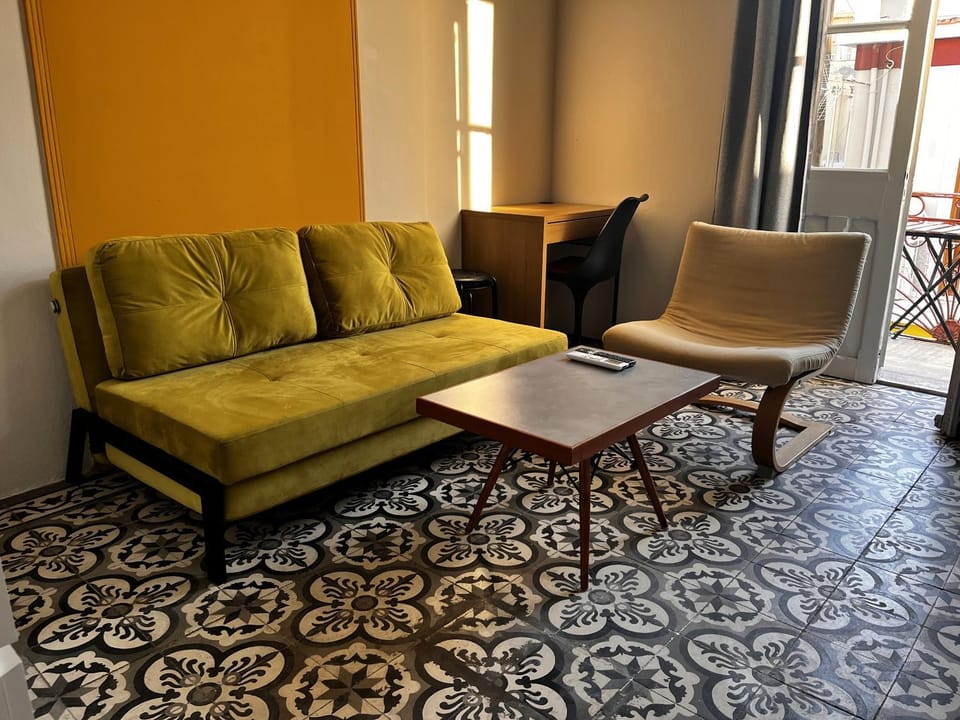 Balcony/Terrace, Living room, furniture
