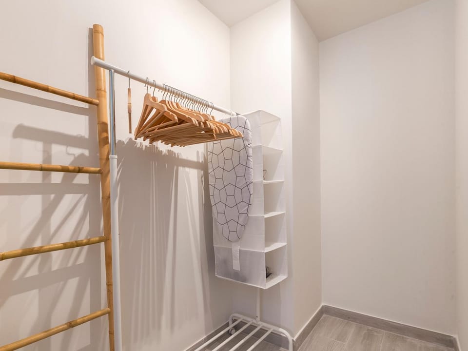 flat iron, wardrobe