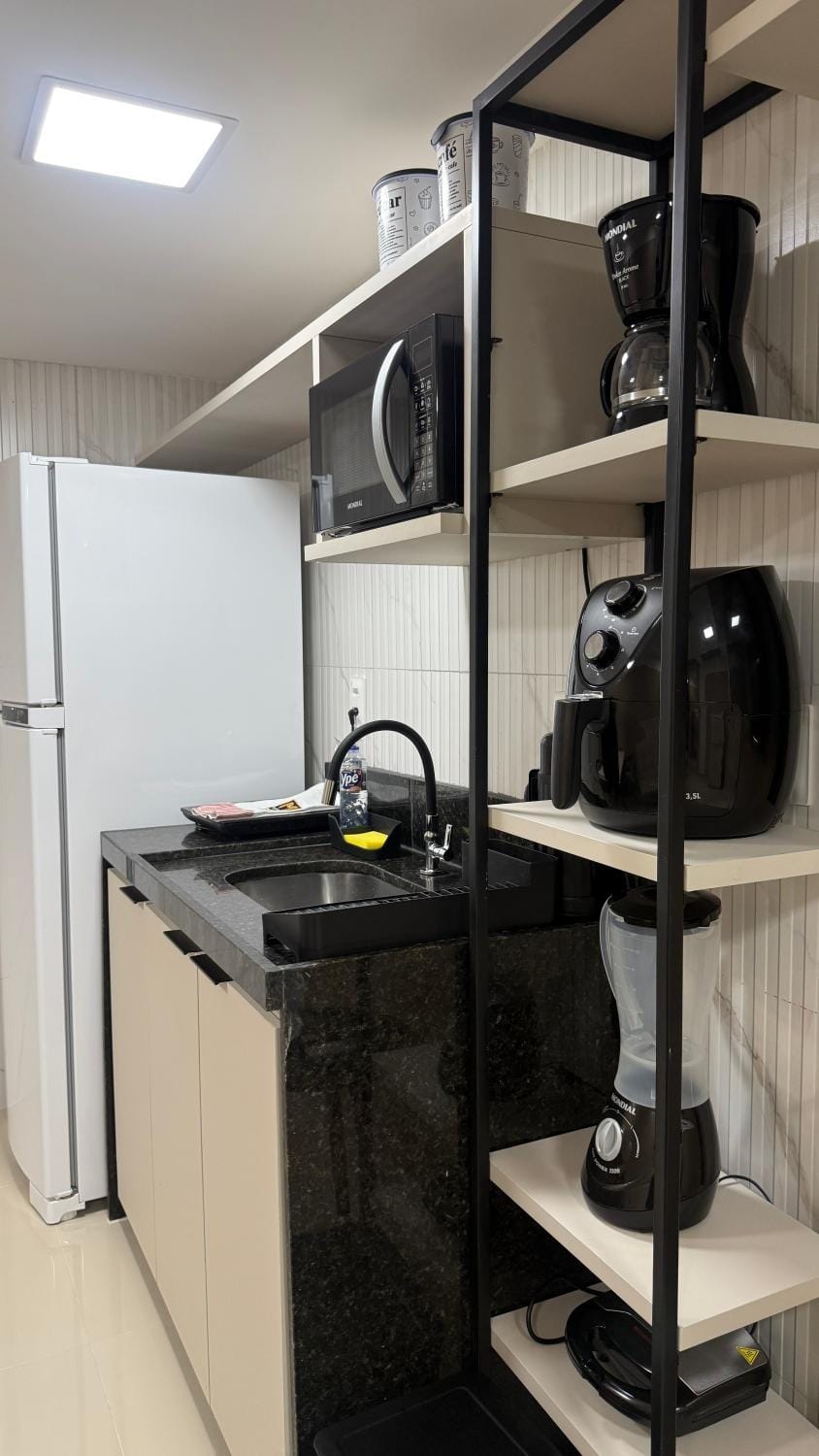 microwave, kitchen