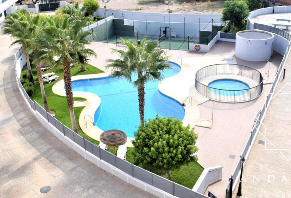 Day, Garden, Garden view, Pool view, Swimming pool, sunbed