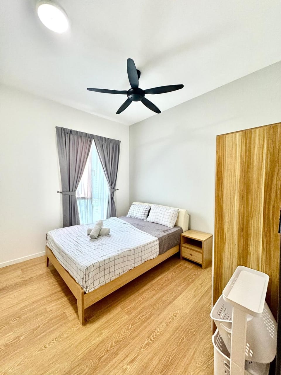 3Room 5 Pax stay in Mont Kiara Apartment in Petaling Jaya