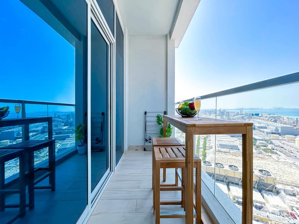 New! Cozy & Stylish Studio at Studio One Marina Apartment in Dubai