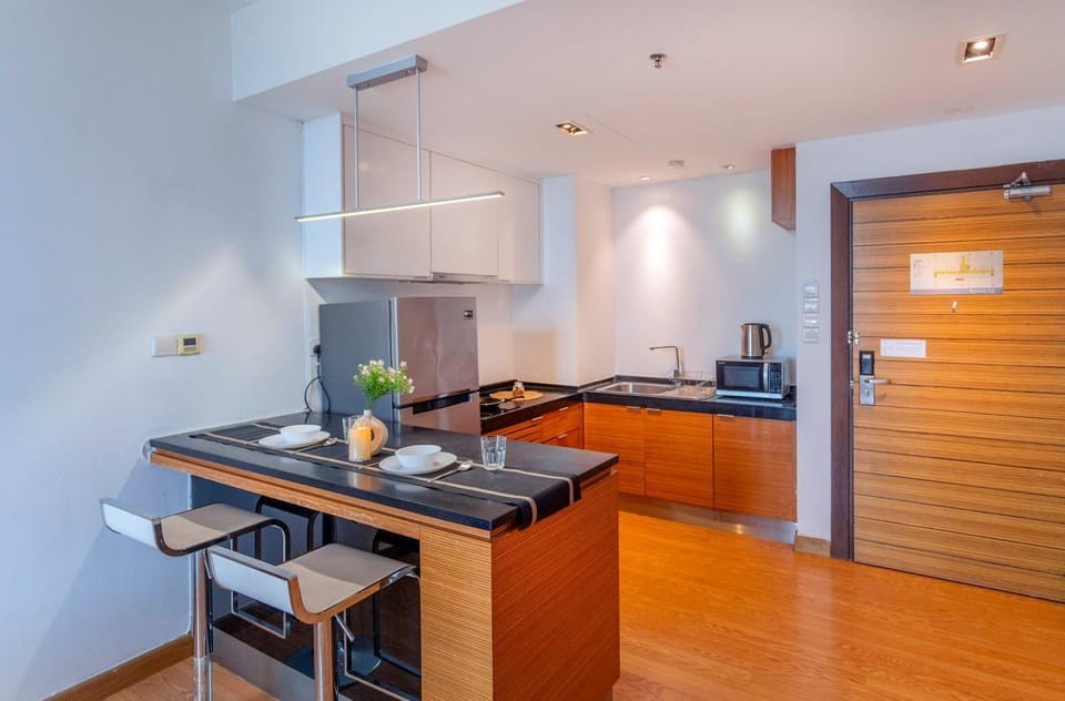 Kitchen or kitchenette, stove
