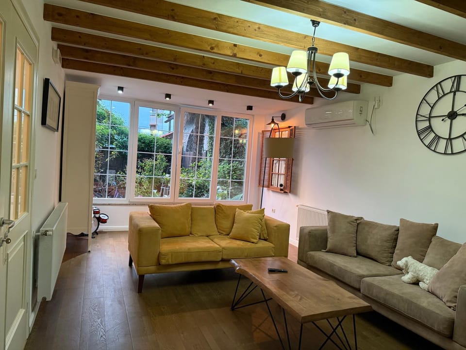 Zambak Vacation Home House in Montenegro