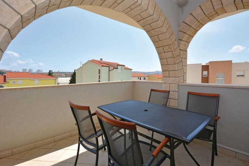 Balcony/Terrace, Balcony/Terrace, Dining area