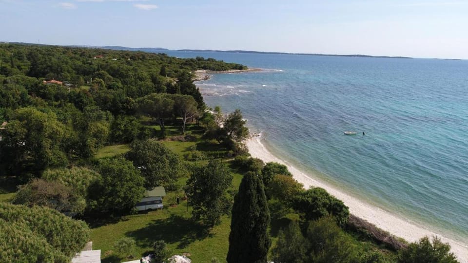 ECO Beach Houses - Pet friendly Apartment in Peroj