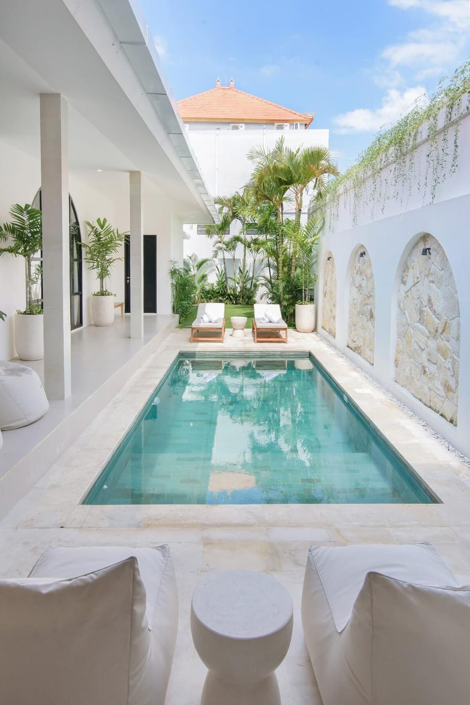 Day, Natural landscape, Balcony/Terrace, Pool view, Swimming pool, sunbed