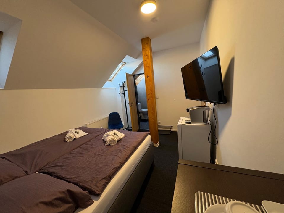 Dvůr Stupice Bed and Breakfast in Prague