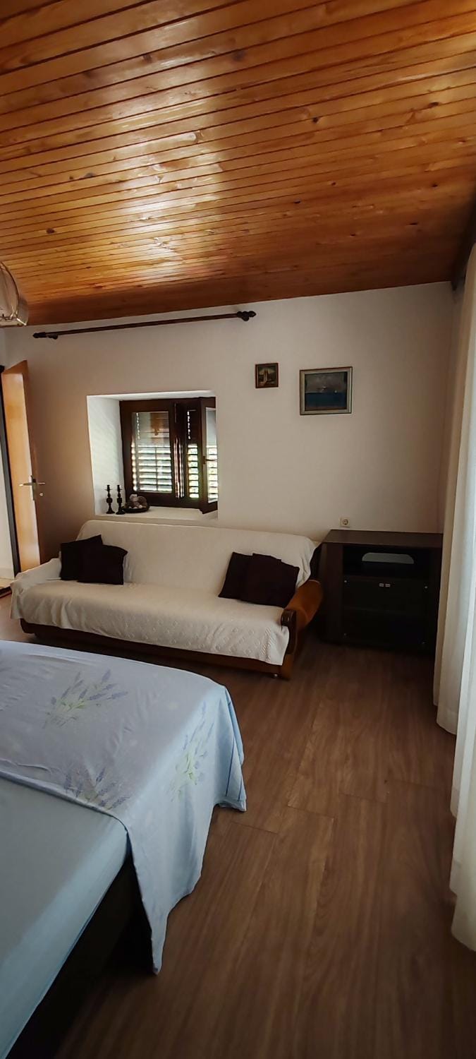 Aenona Heritage House Apartment in Zadar County