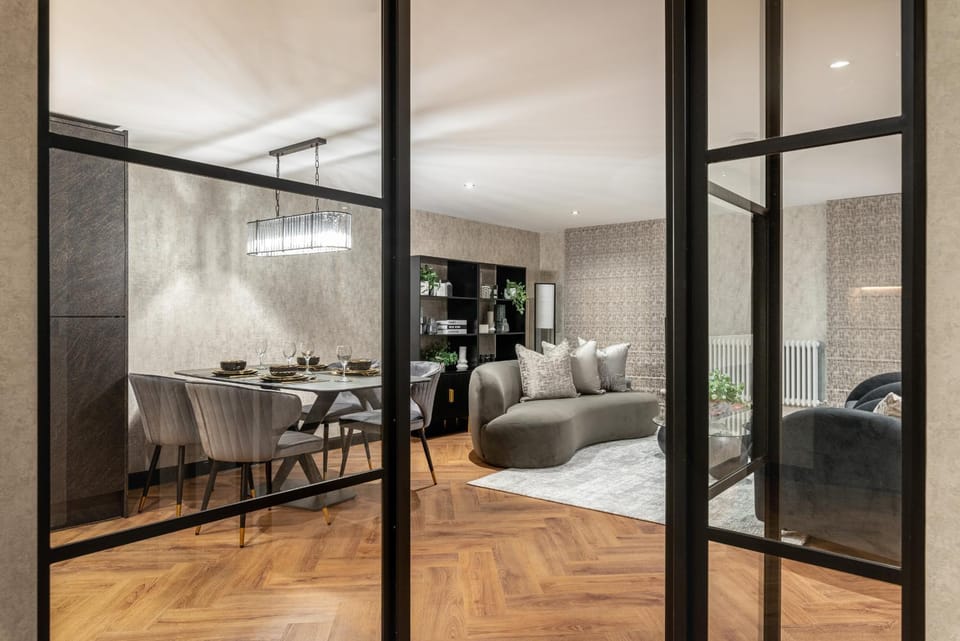 Living room, Dining area