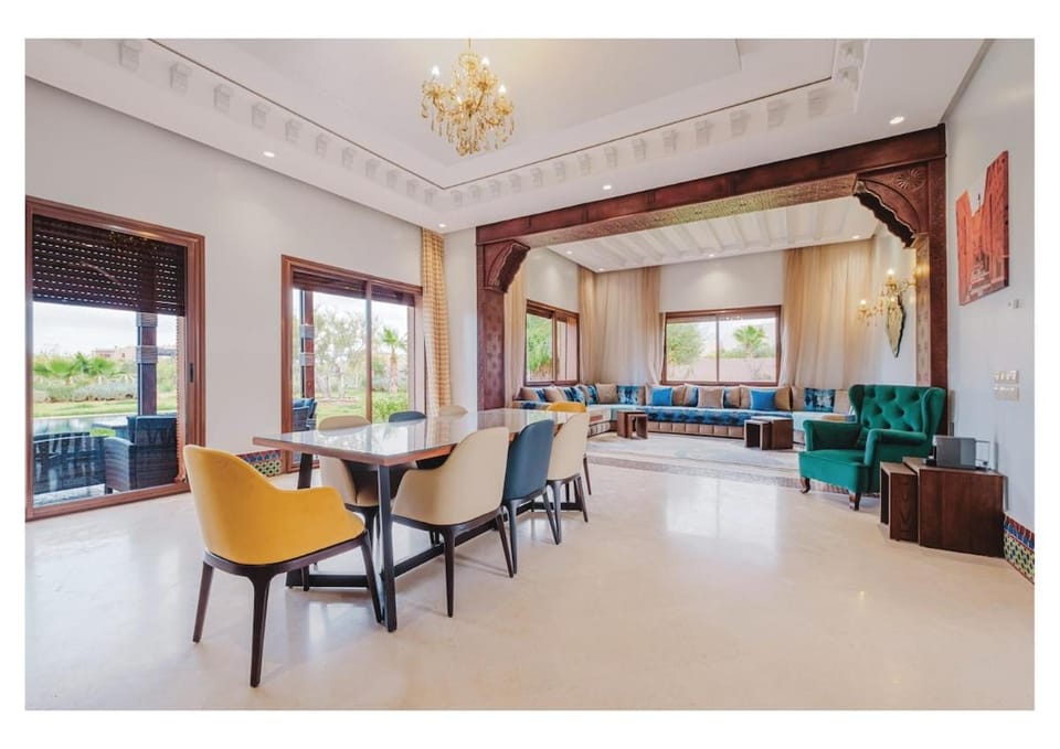 Villa Camelia avec Jacuzzi, Cuisinière, Piscine Villa in Marrakesh-Safi