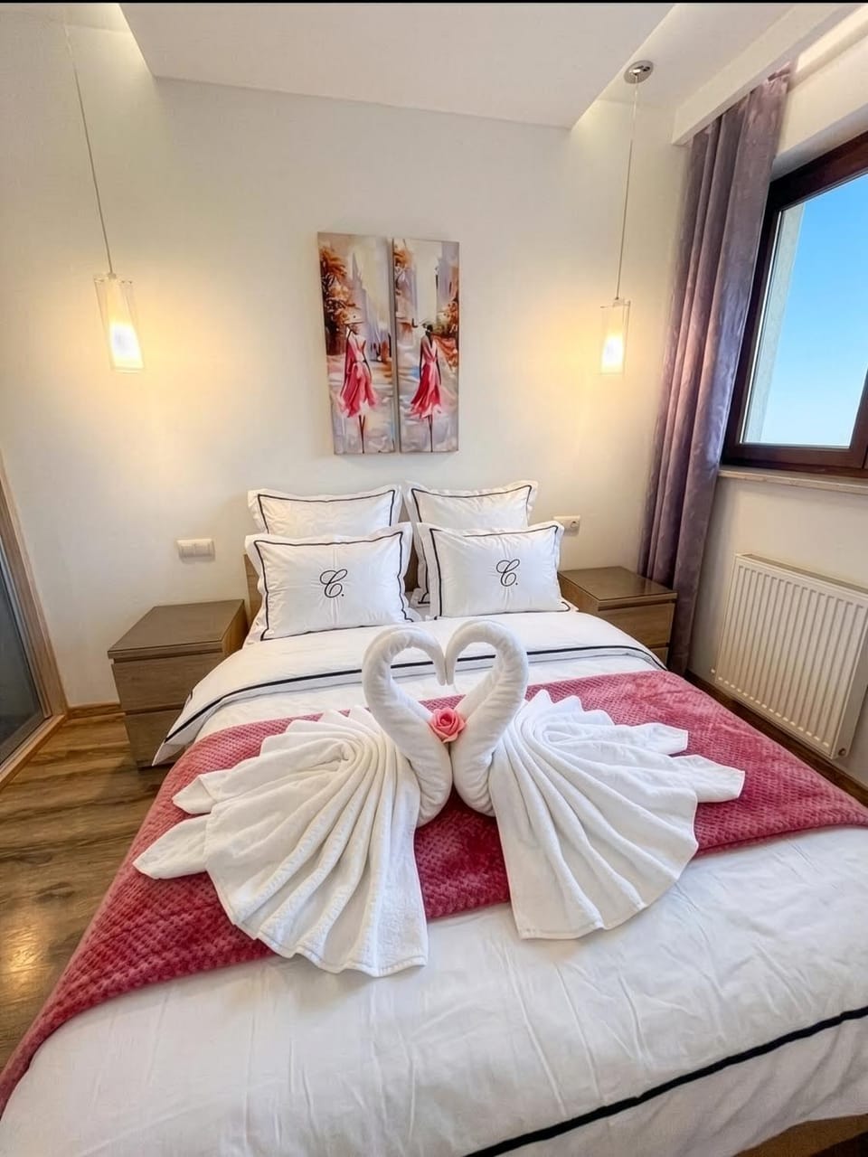 Bed, TV and multimedia, Bedroom, towels, wardrobe