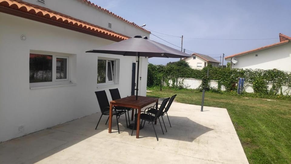 Property building, Garden, Garden view