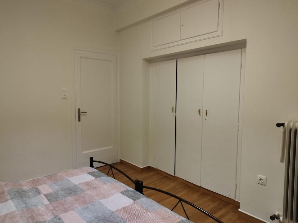 Berry room 5 Bed and Breakfast in Athens