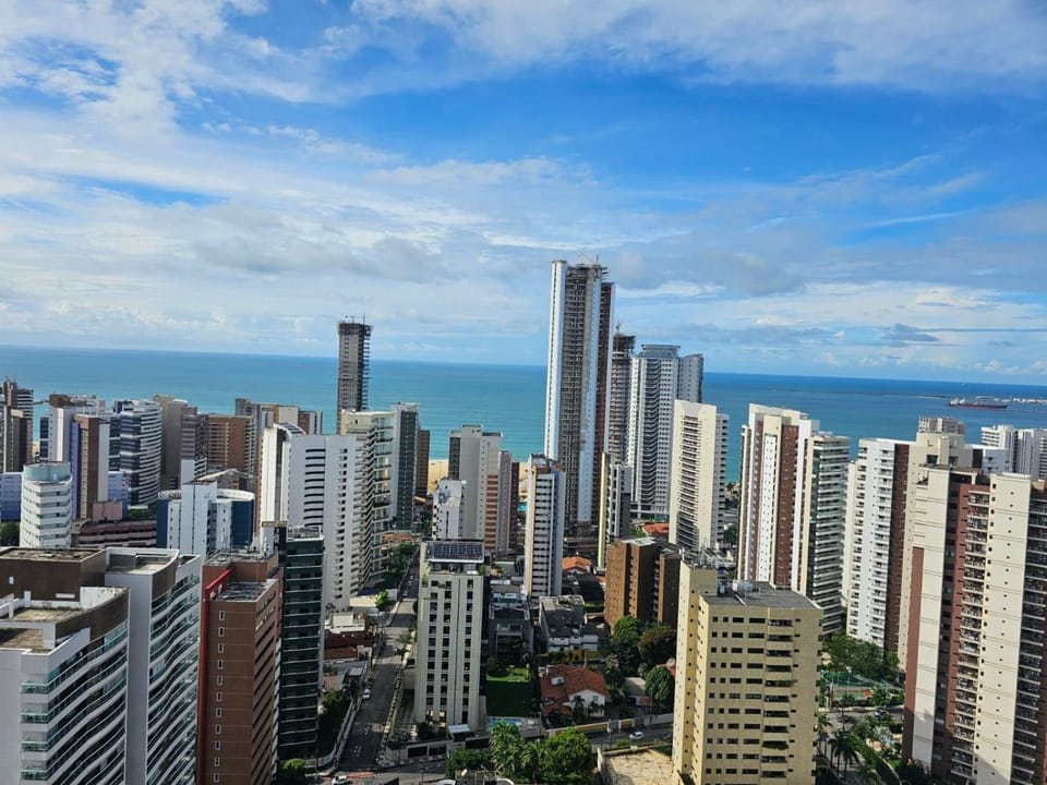 City view, Sea view