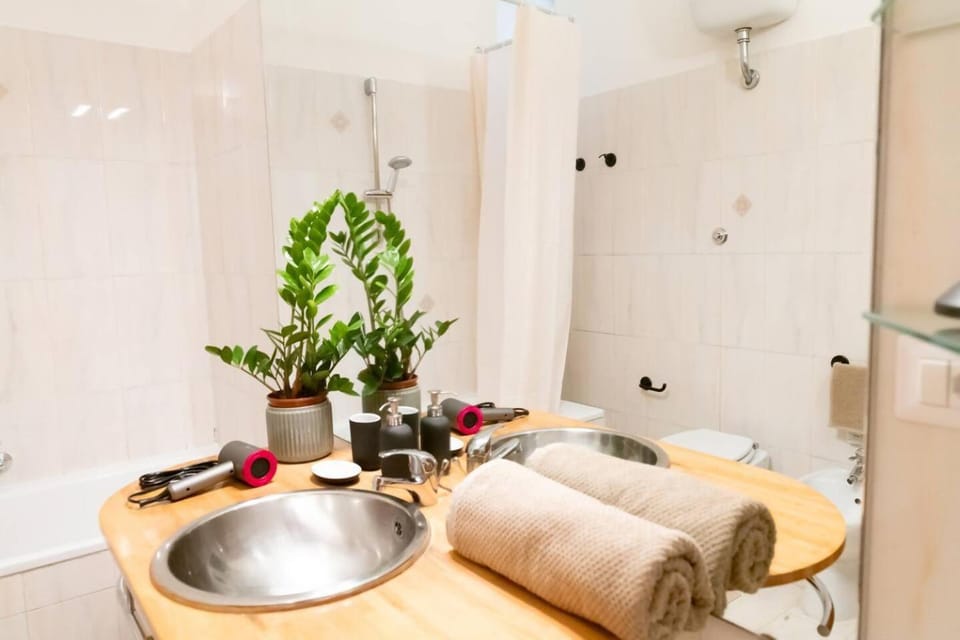 Music & Art Holiday House Apartment in Ostia