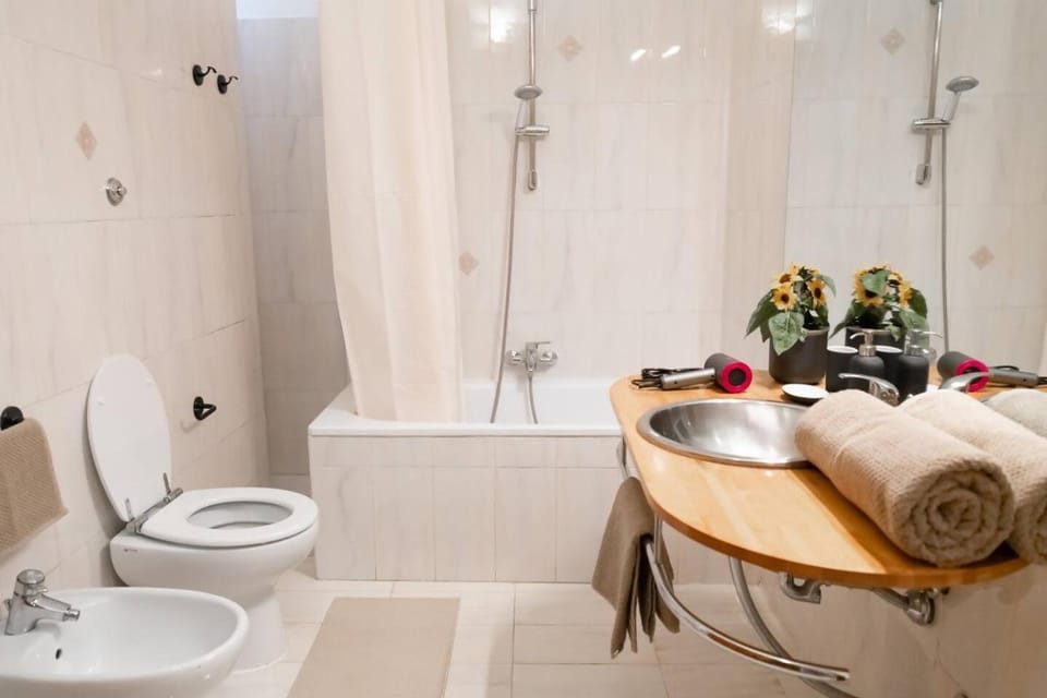 Music & Art Holiday House Apartment in Ostia