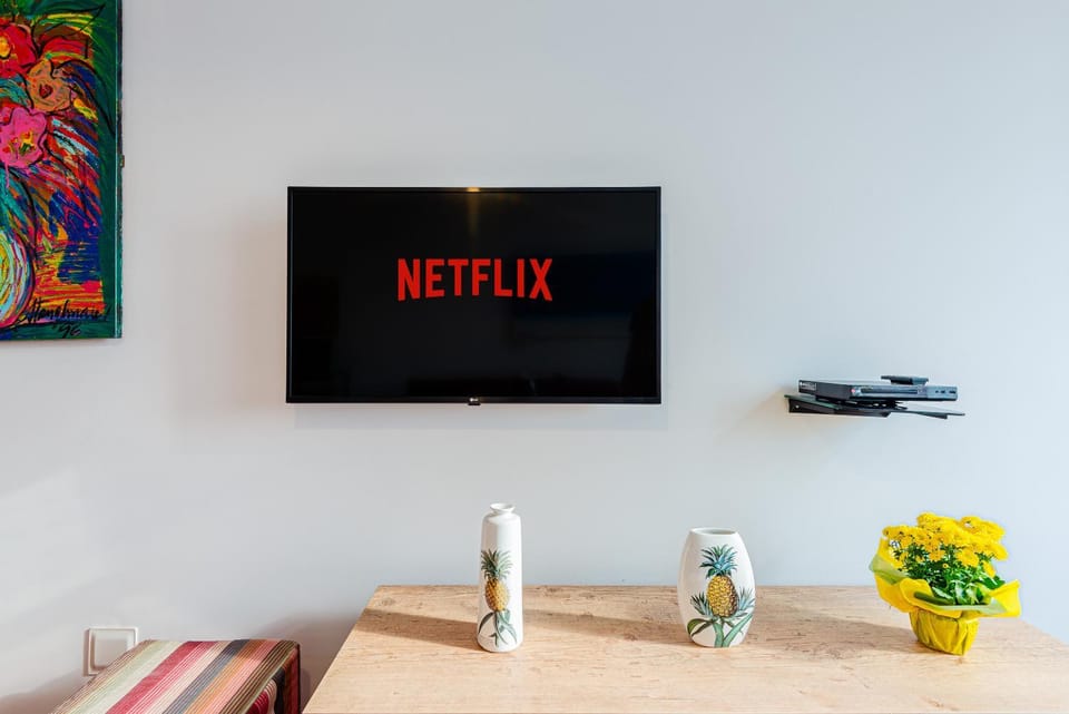 Communal lounge/ TV room, TV and multimedia