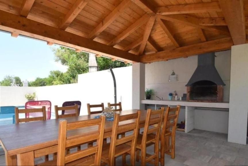 Patio, Day, BBQ facilities, Balcony/Terrace, Seating area, Dining area
