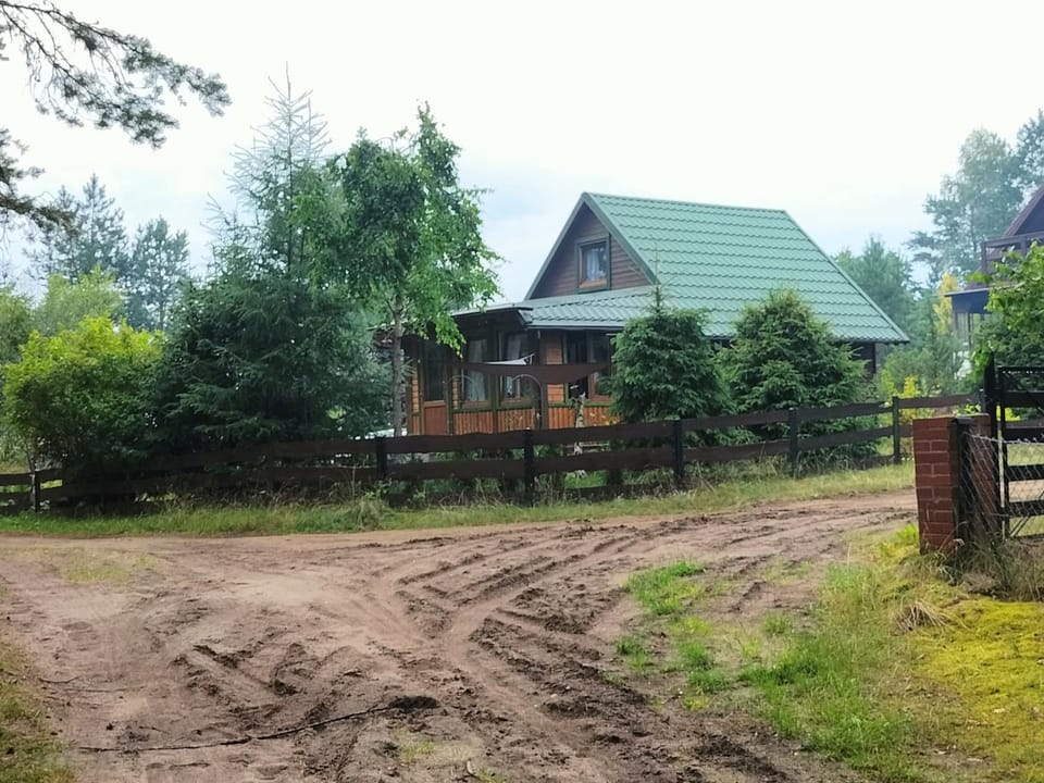 Property building, Day, Natural landscape