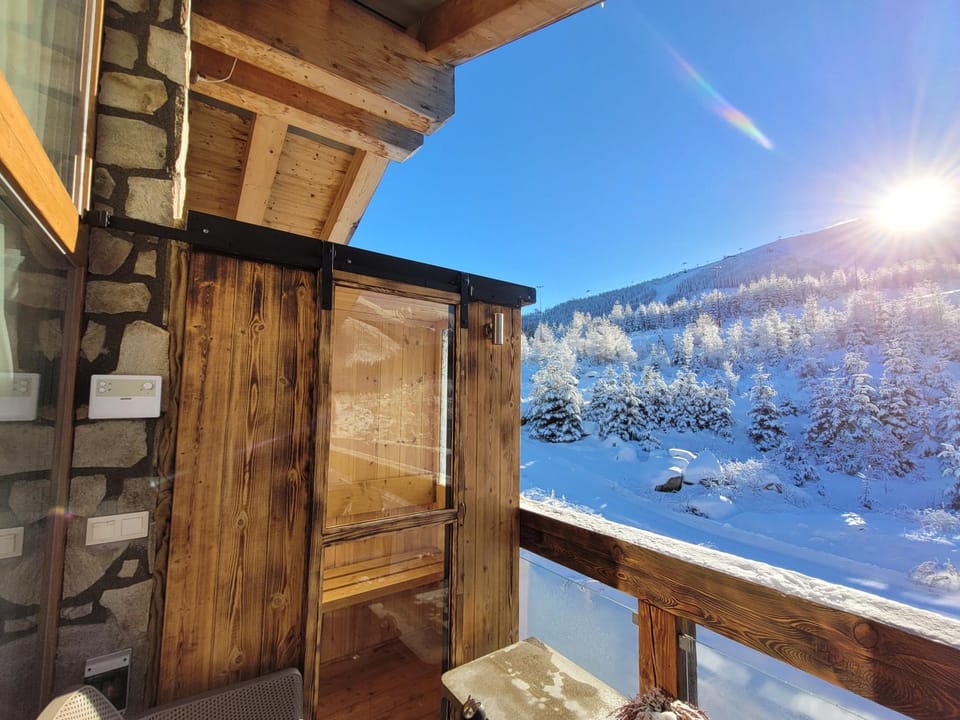 CHALET SCALA SIX JASNÁ - FREE Jacuzzi & Sauna & Breakfast ! Apartment in Slovakia