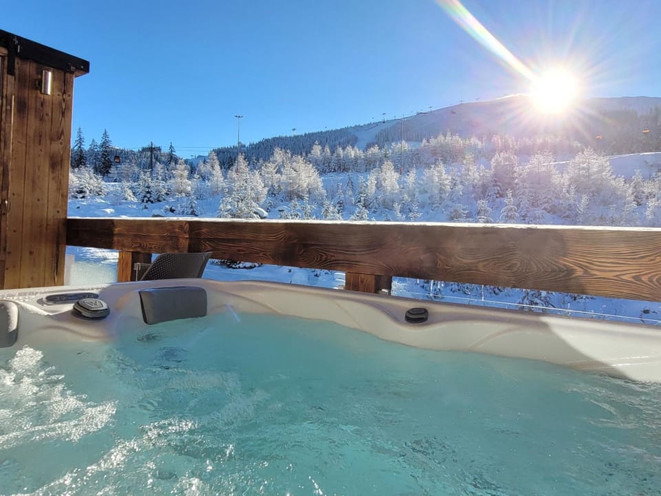 CHALET SCALA SIX JASNÁ - FREE Jacuzzi & Sauna & Breakfast ! Apartment in Slovakia