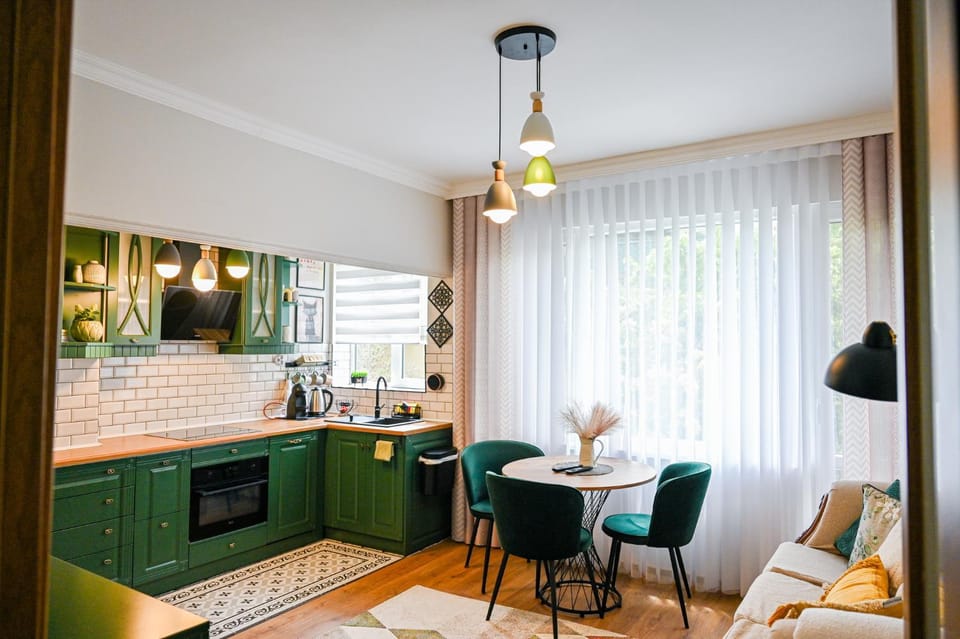 Kitchen or kitchenette, Living room, Dining area