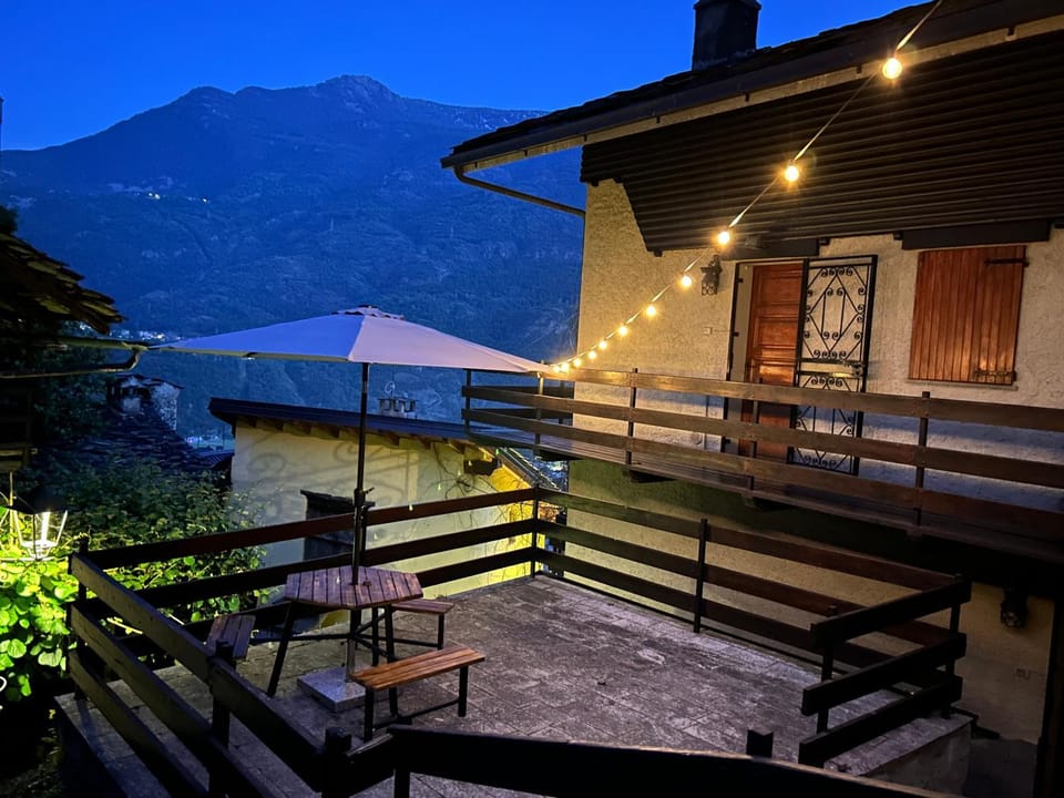 Night, Balcony/Terrace, Mountain view