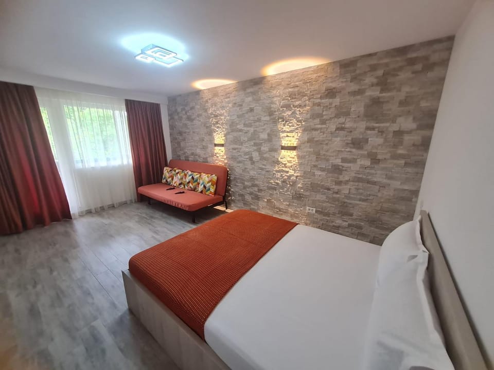 Bed, Living room, Photo of the whole room, Seating area, Bedroom