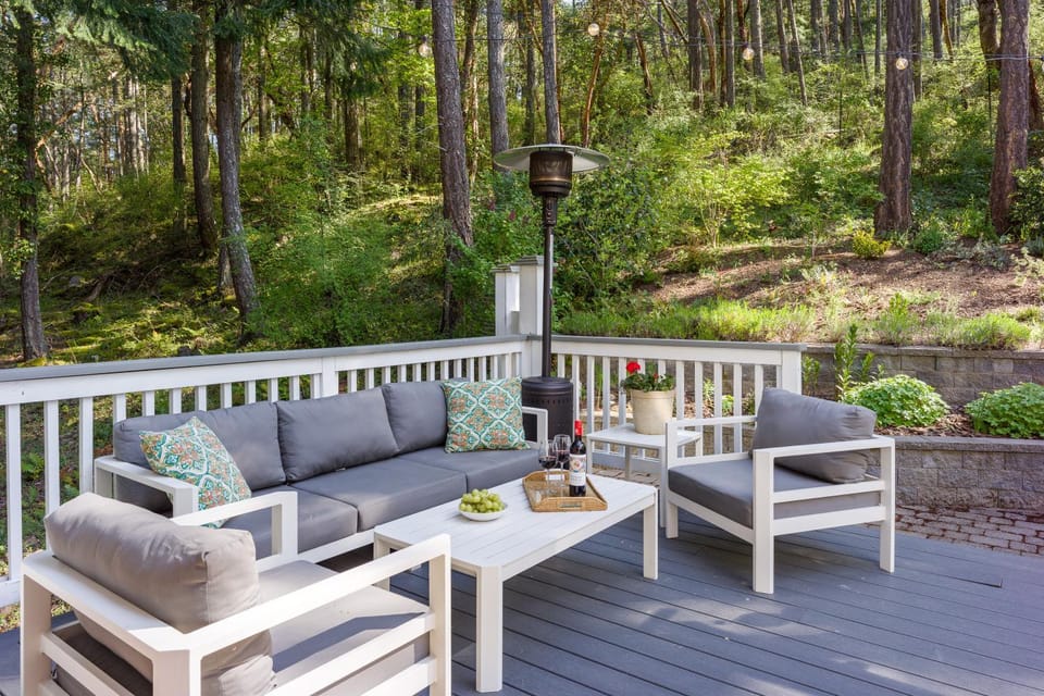 Exceptional, Hot Tub, Pickleball, Close to Town! House in Washington