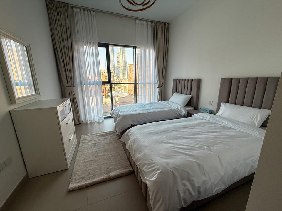 Luxury 2bdr apartment with Burj views & resort amenities Apartment in Dubai