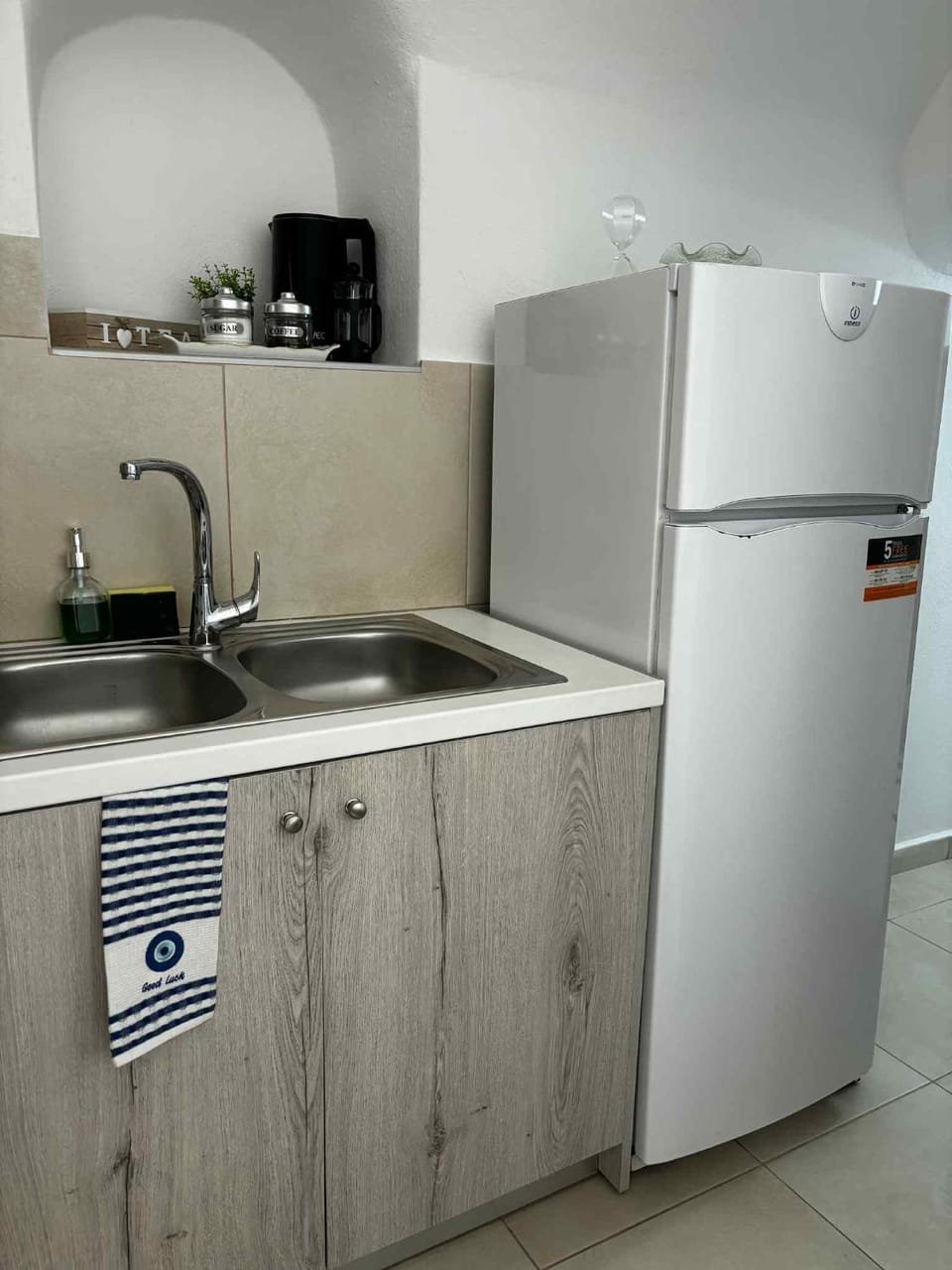 Kitchen or kitchenette, stove