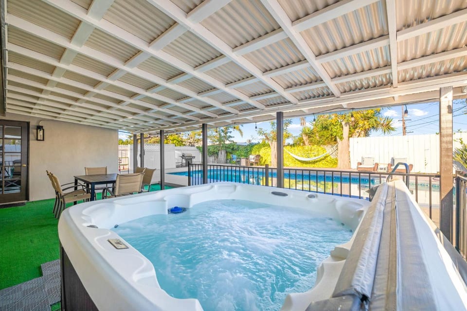 Hot Tub