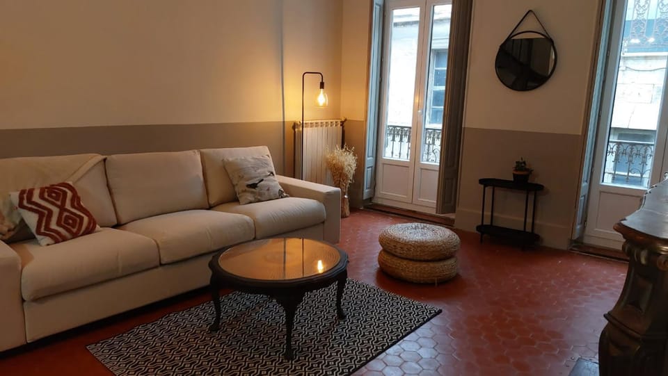 Appartement calme à 100m des Allées Paul Riquet Apartment in Béziers