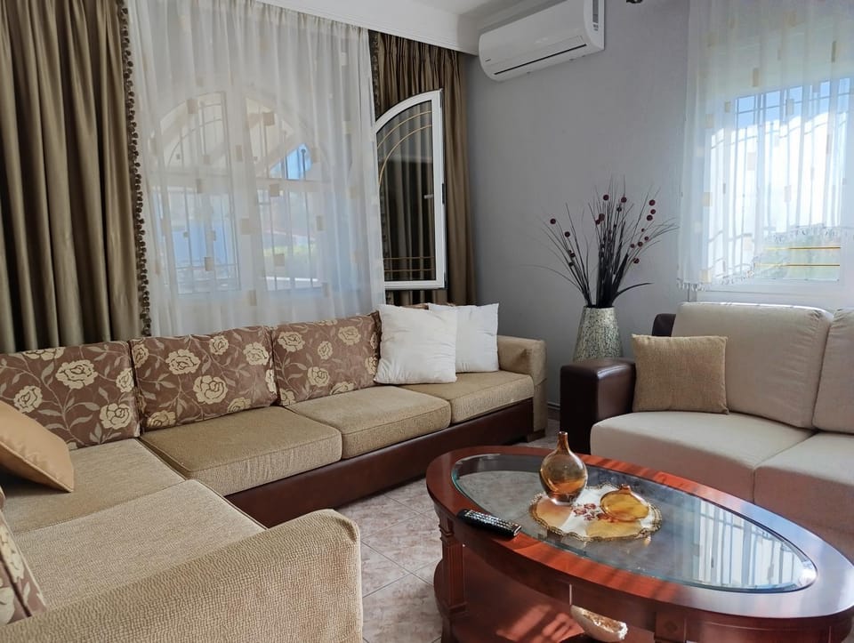 Blue Scent Halkidiki - Cosy 2-Bedroom Retreat - Private Garden & Parking - 300m from Pristine Beach House in Halkidiki