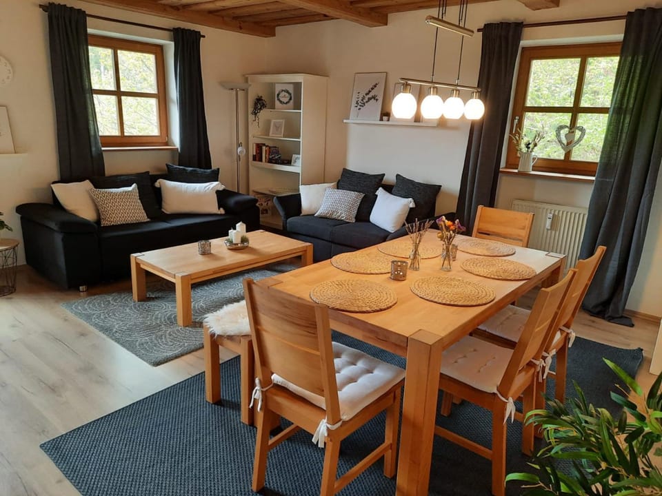 Living room, Dining area