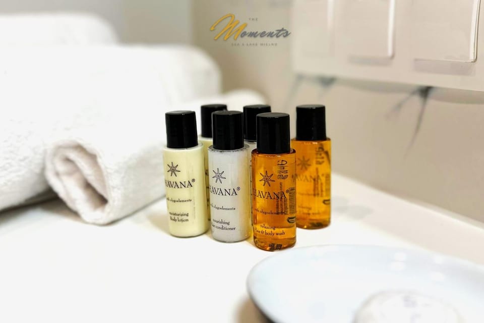 Bathroom, towels