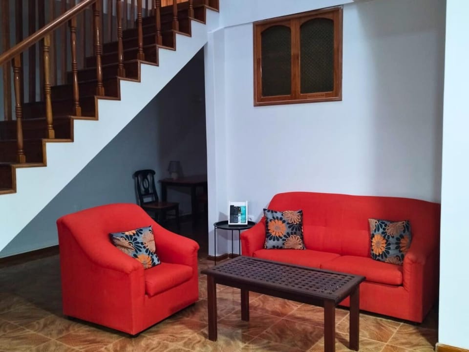 Living room, Internal: Not applicable to any particular room