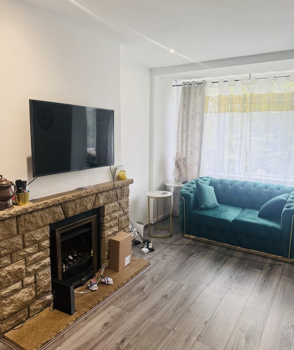 Stylish 3BR Home in High Wycombe Vacation rental in High Wycombe