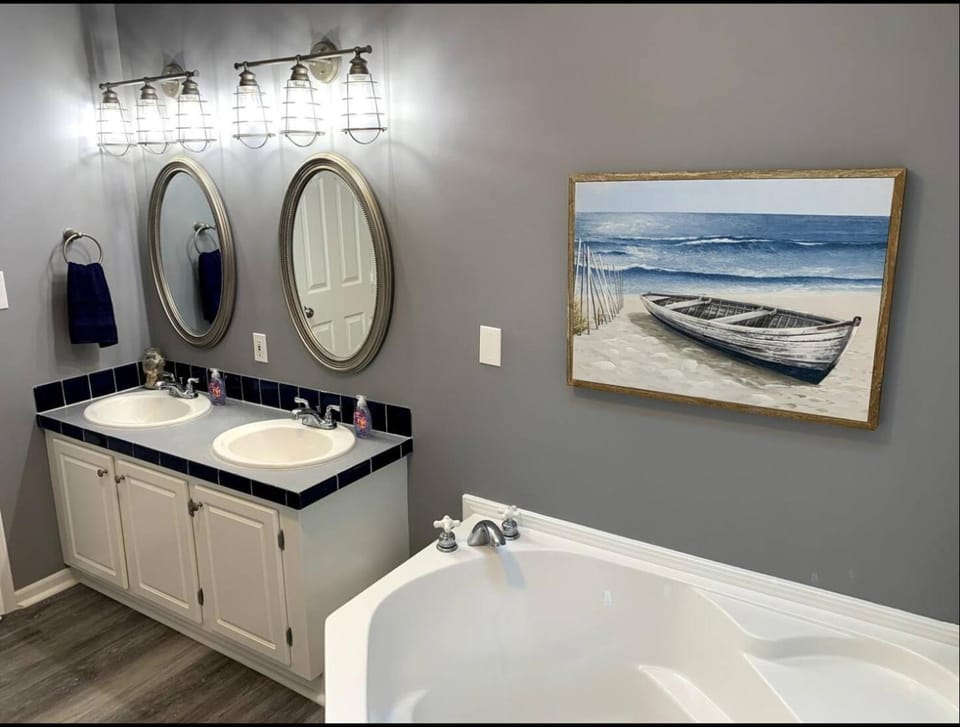 Bathroom, Bath
