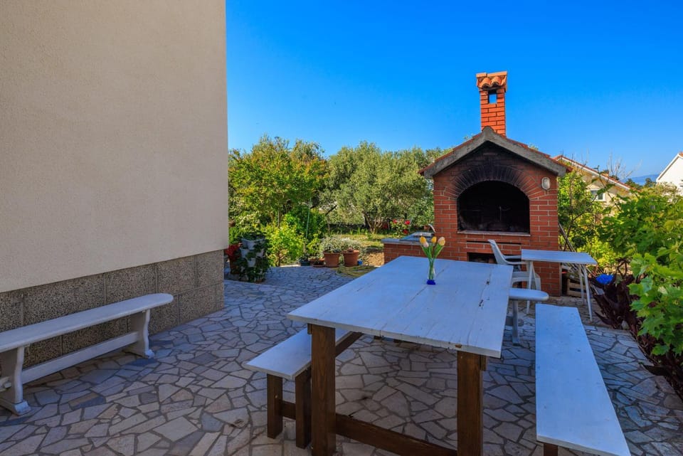 BBQ facilities, Balcony/Terrace